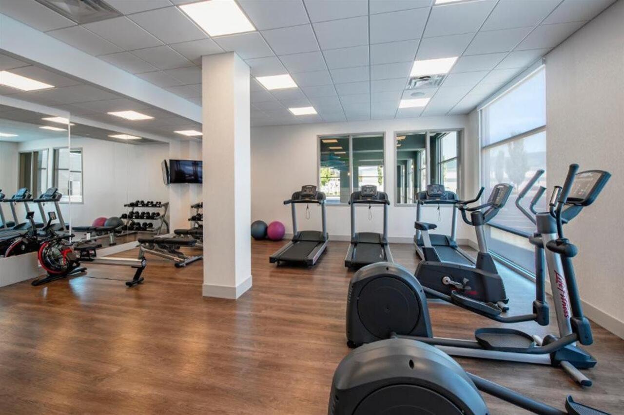 Holiday Inn Express & Suites Kelowna - East By Ihg Esterno foto