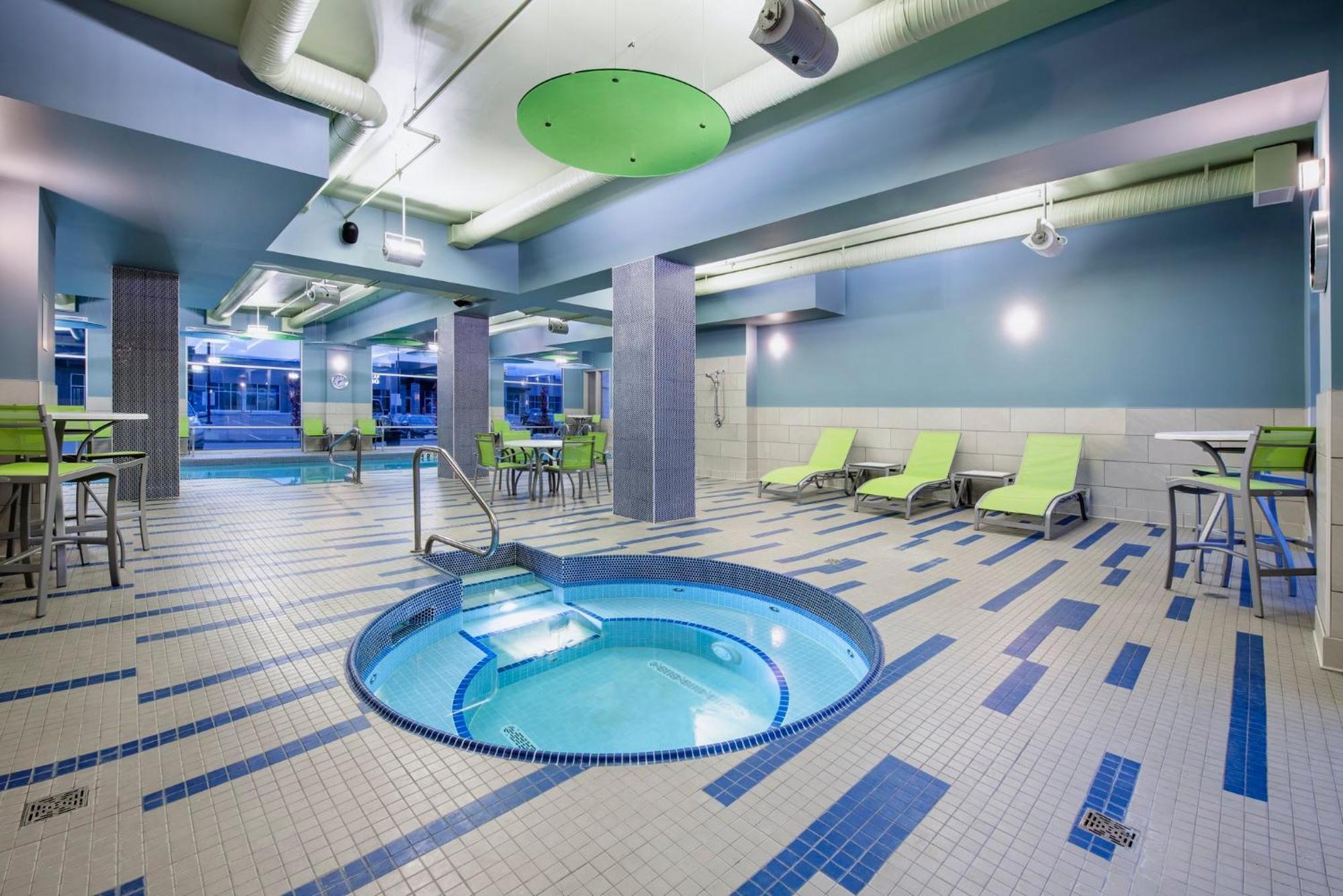 Holiday Inn Express & Suites Kelowna - East By Ihg Esterno foto